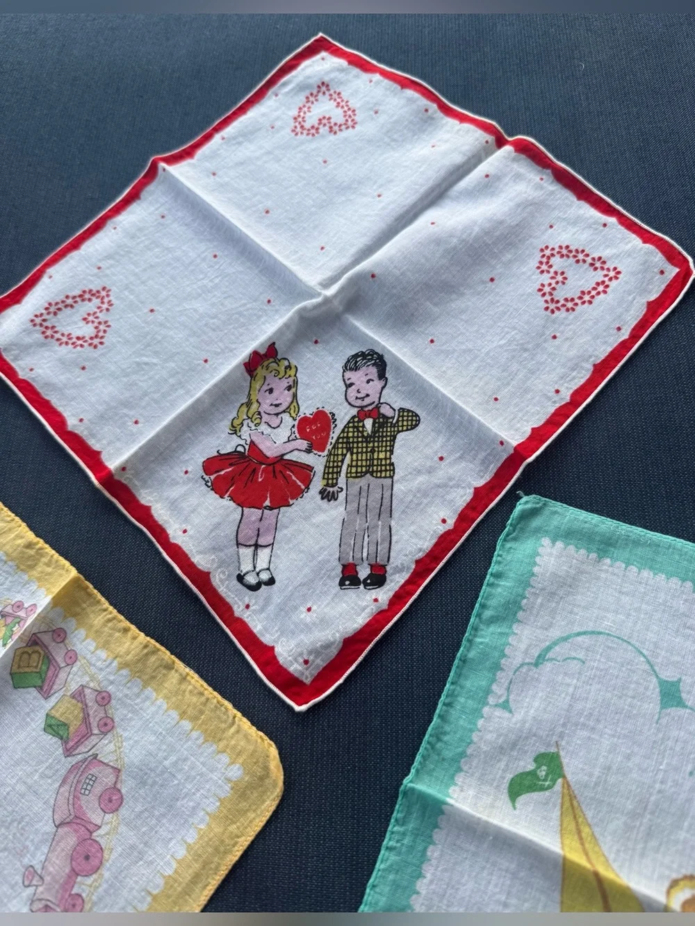 🆕VTG Child’s Hankerchiefs 🆕